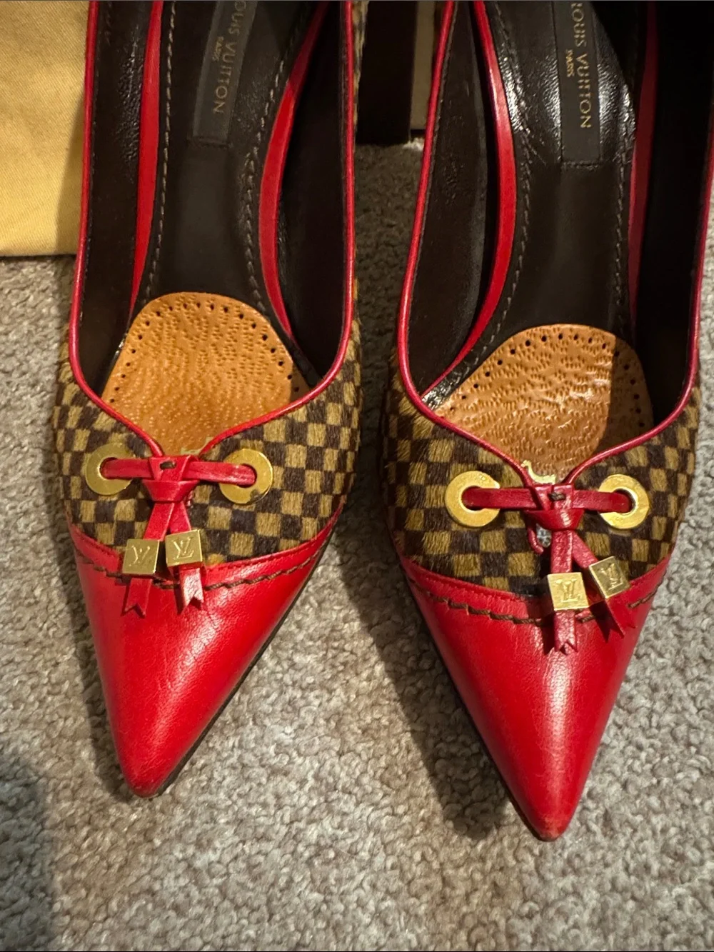Louis Vuitton Red & Brown Damier Pointed Toe Bow Pumps size 35 - Picture 2 of 16